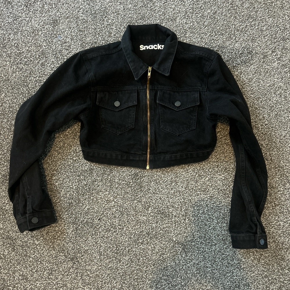 Black Cropped Denim Jacket